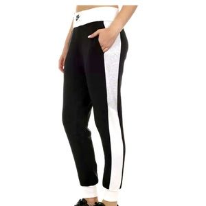 Nike Standard Fit Joggers Side Stripe